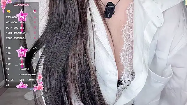 Liz-nn - 姨妈前期的最后挣扎(目标最好菜单任选一项）招男友1.0版