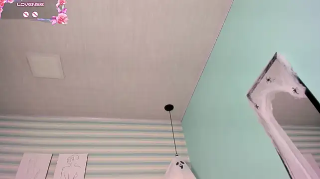 Goddess_kianna - oil on my tits🫧🦄