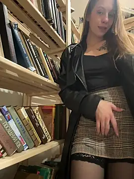 Olivia_Jemison - Camel toy + touch pussy
