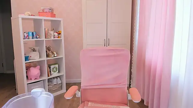 Lily_Young - DRAGON DILDO PUSSY