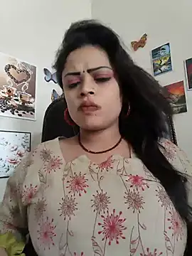 Pinky-2 - Oiling My Sexy Pussy Hole