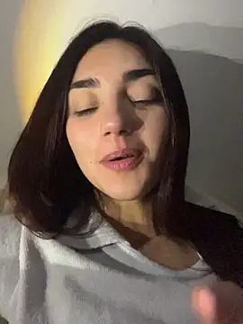 KatieMonroe - PLAY PUSSY AND PUT PLUG IN ASS