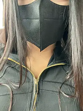 Xiao-Lin - 户外脱内衣漏奶1分钟