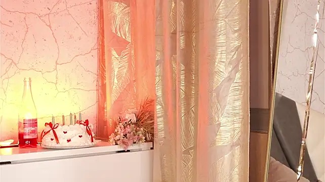 IsabelaWhite - let's blow out the candles together