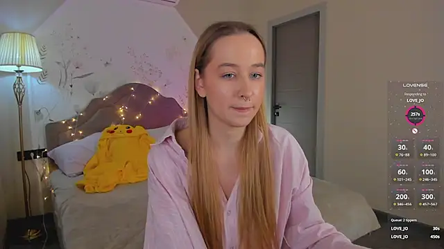 Sweett_Monica - off one button