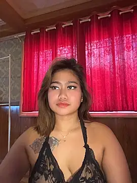 Vien_pussy69 - RIDE DILDO IN DOGGY POSE
