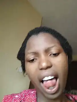 Daddydoll20 - SPRAY MILK ON FACE