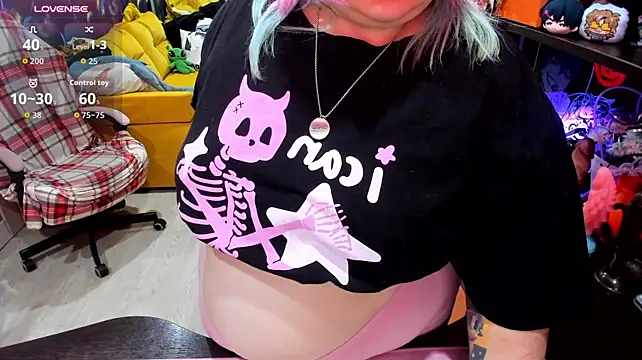 Softie_Sofy - Pussyfuck with black big toy~( •̀ ω •́ )
