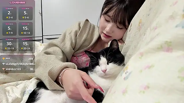 Duoduo-000 - 助力姨妈🙈🙈