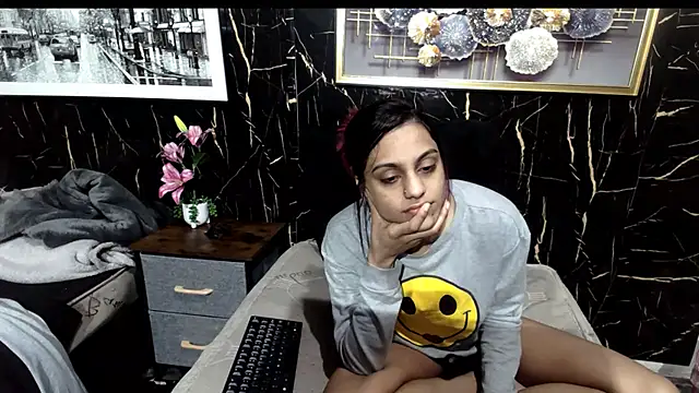 Luscious_Lexy - Fuck amber with dildo