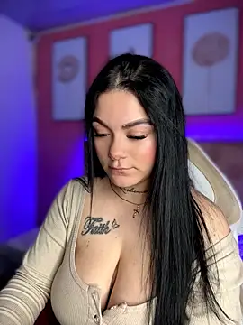Megaan__More