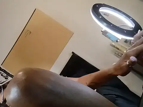 PsyrenxRain - Naked dildo ride