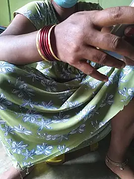 Tamilselviroja- - 🥰 full body oil massage 😍