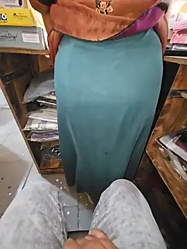 Indianhotwife639 - Boobs pussy enjoy 😉