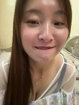 Lianer_520 - 平台首秀，希望哥哥们多多支持莲儿！
