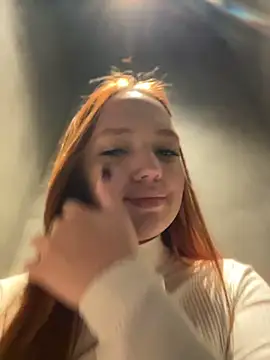 LisaCatt - dildo in pussy