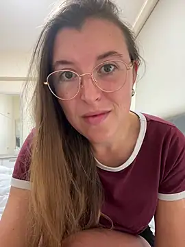 AlinaMeiier - Suck on 2 Fingers Like a Dick for 1 Min