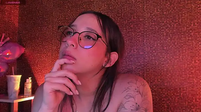 Apartment28 - 💦CUMMMM on her pretty face or mouth💦