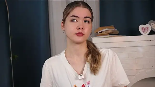 SabrinaFalley - lick lips close to cam!