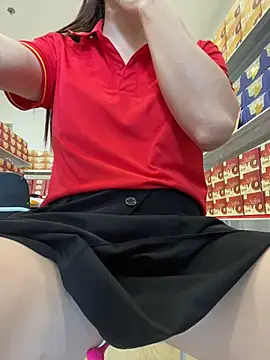 Sneaky_Cumshoot - Sneaky Cumshoot at Mart