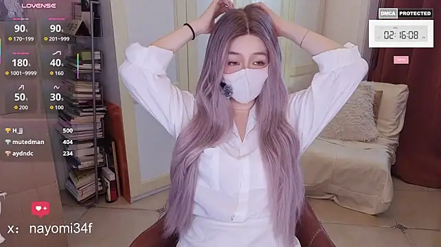 Nayomi_34f