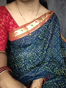 Bujji_Talli - Ice on boobs
