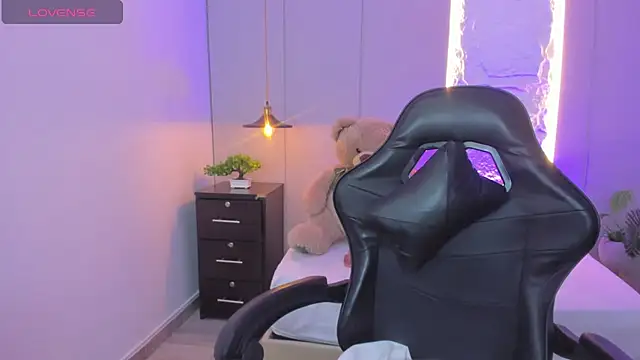Isabella_florez - Plug in my asshole Rose