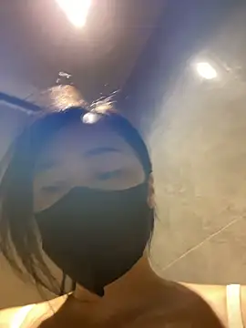 Nini_11 - 脱一件