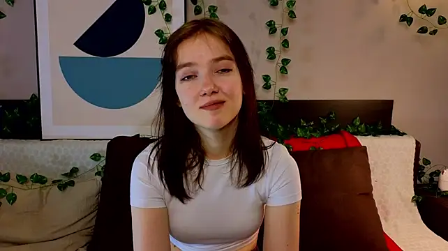 NylaVeyne - stand up and spin around