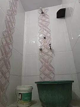 Queen_Desi - Shower show baby 😍😍🚿🚿🚿🚿🚿🚿🚿🛁🛁