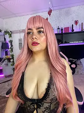 Molly_bick - lets see those oiled tits molly