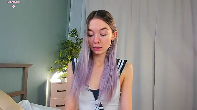 WhiteKellyx - Spread OIL😇