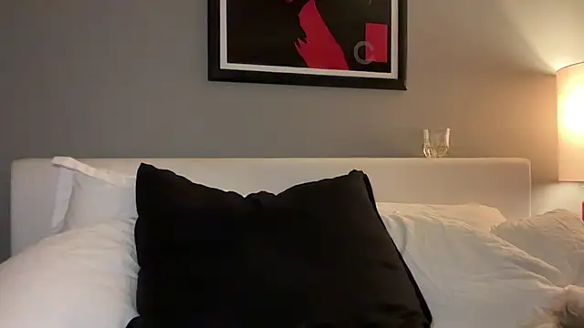 Hangoutwithvanessa - Soft titty tease time 🍒