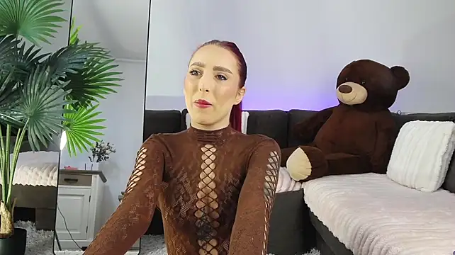 CrystalRedd - 🔞 You tip I Moan . Deal ?