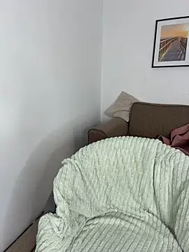 MilaTeenX - TAKE MY TOP OFF OIL MY BOOBS