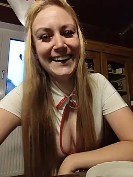 SweetGermanGoddess - 🔥Last Tipper get 2 HOT VIDS