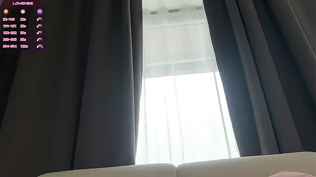 LindaFarm - wet boobs and bounce boobs