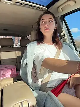 DollyTall - PUT 2 FINGERS IN MY PUSSY WHILE DRIVING