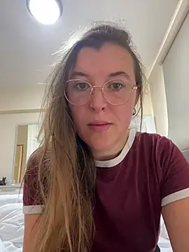 AlinaMeiier - Show Ass in Doggy for 2 min 🔥