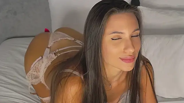 Lana_Drake - squeeze booty close up