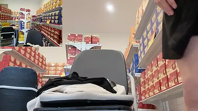 Sneaky_Cumshoot - Sneaky Cumshoot at Mart