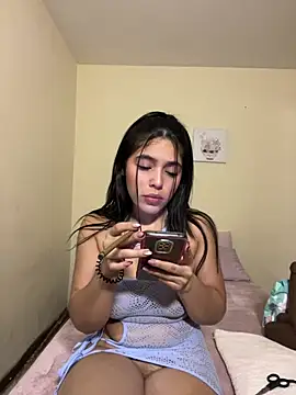 Haily_babe - Full naked+spank ass😈👋🏻🍑