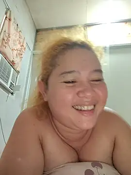 Bitchychubby - dildoooooooooooo and squirt