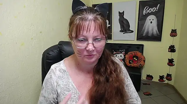VanessaHotts - I’ll wear stockings with holes in them.