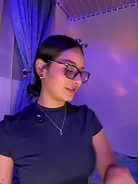 _vaness - Spank ass without panties