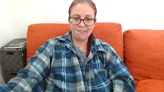 LadyHellene - bubble shower show ;)