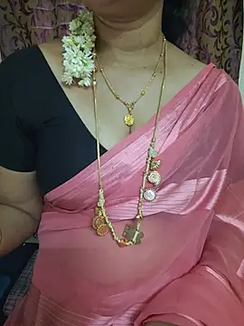 Tamil_rose471