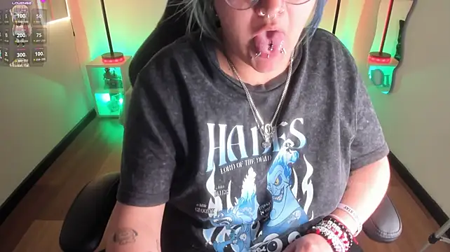 Lucky-leah - SHOW MY BOOBS