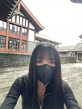 Xiao-Lin - 户外脱内衣漏奶1分钟
