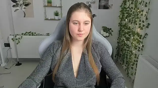 ViolaSecret - I take off 1 thing in public
